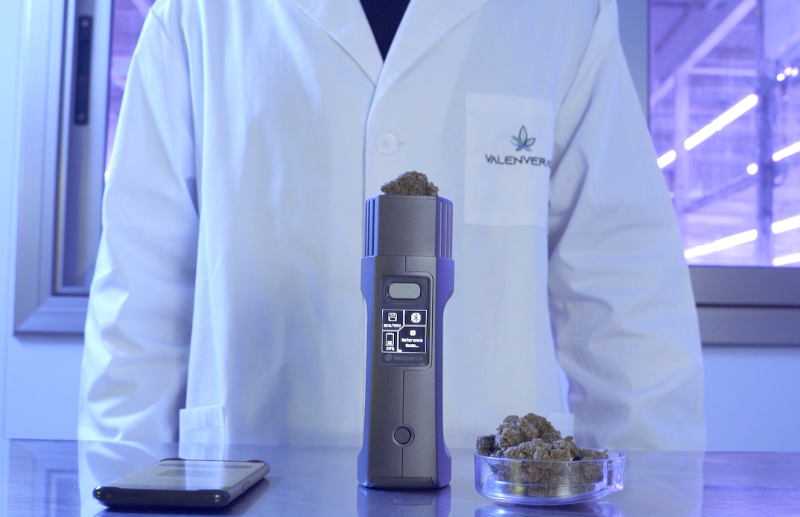 Valenveras Portable Lab – mobiles NIR-Analysegerät für Cannabis